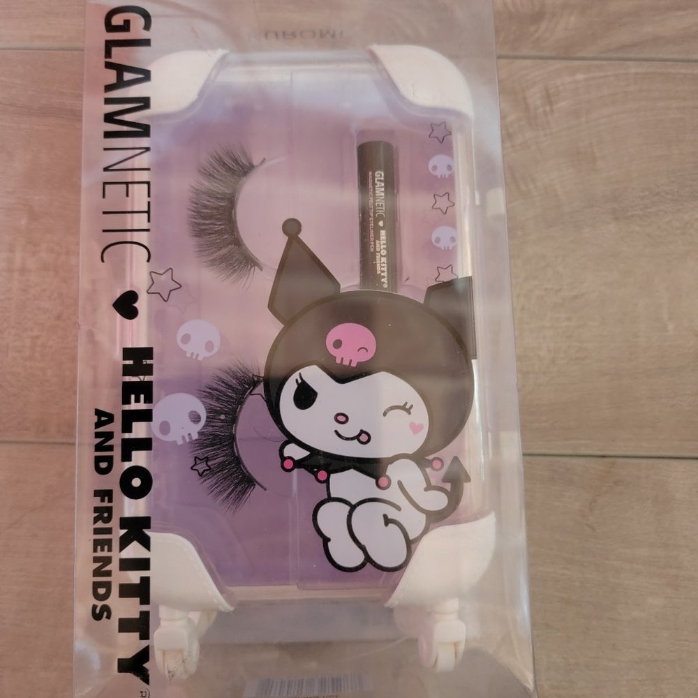 Hello kitty and friends false Lash set
